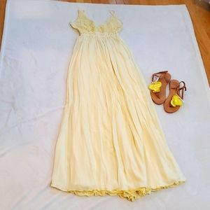 Gorgeous pale yellow boho maxi dress
